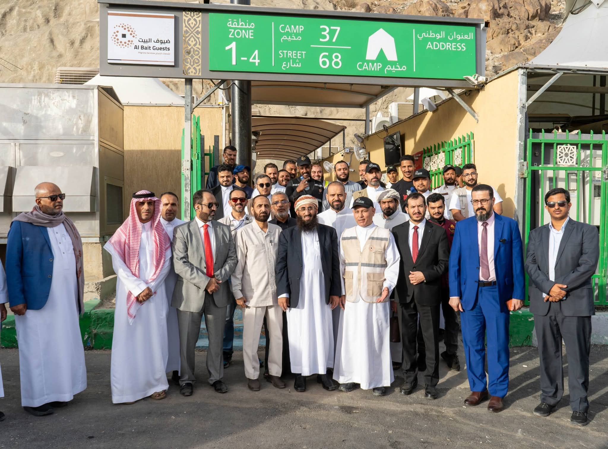 وزير الأوقاف يتفقد مخيمات حجاج بلادنا في المشاعر المقدسة ويناقش مع شركة ضيوف البيت استعدادات الموسم