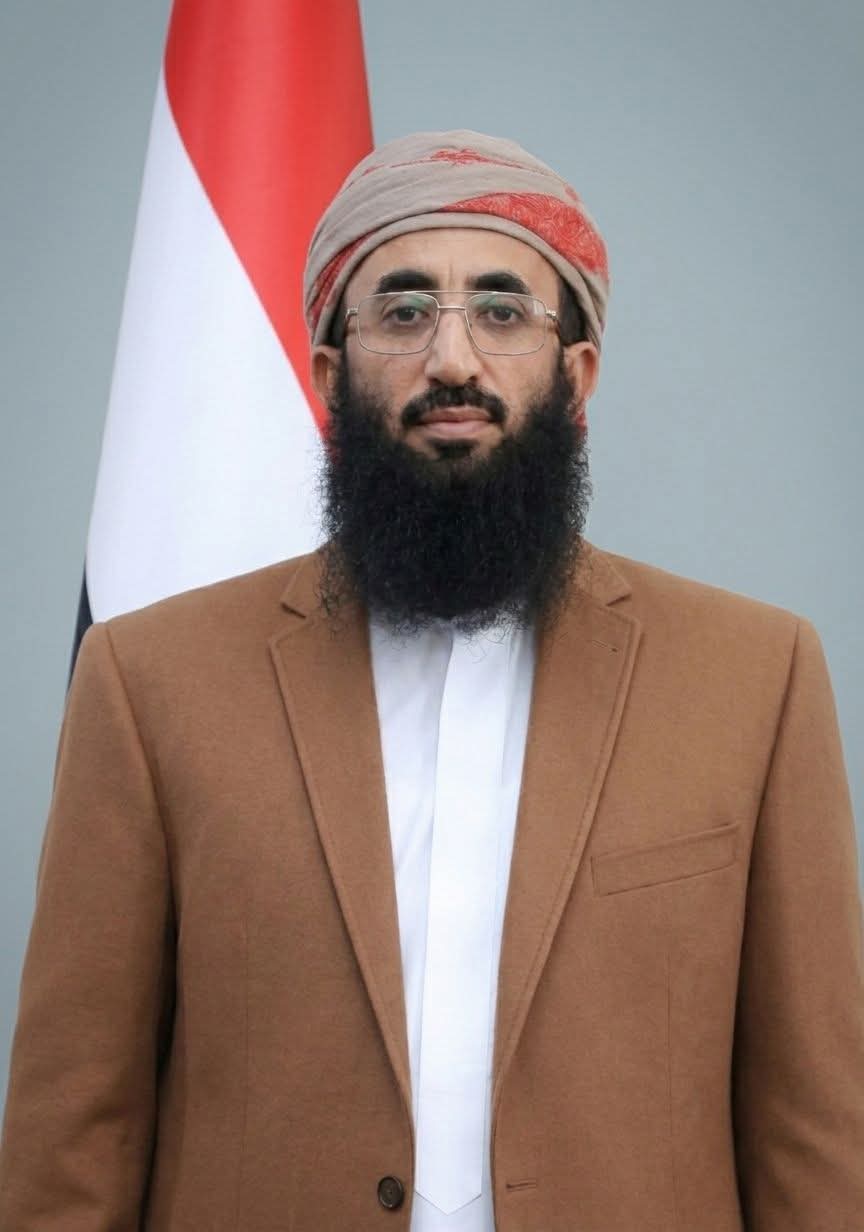 وزير الأوقاف: أمن المملكة جزء لا يتجزأ من أمن اليمن والوقوف معها التزام شرعي تحكمه روابط العقيدة والمصير المشترك